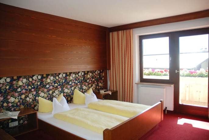 Imagen de la habitación del Hotel Sportpension Christina. Foto 6