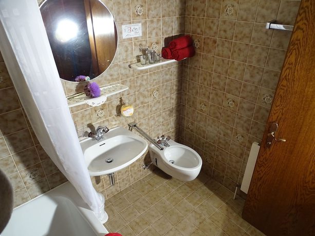 Imagen de la habitación del Hotel Sportpension Christina. Foto 7