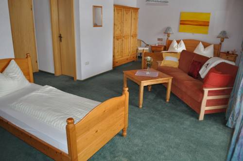Imagen de la habitación del Hotel Sportpension Thaler. Foto 5