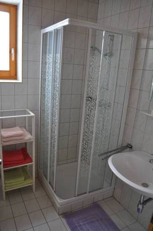 Imagen de la habitación del Hotel Sportpension Thaler. Foto 12