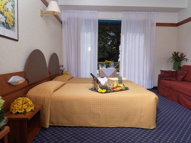 Imagen de la habitación del Hotel Sportsman. Foto 7