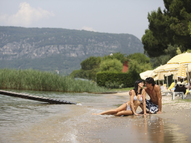 Imagen de los exteriores del Hotel Sportsman. Foto 15