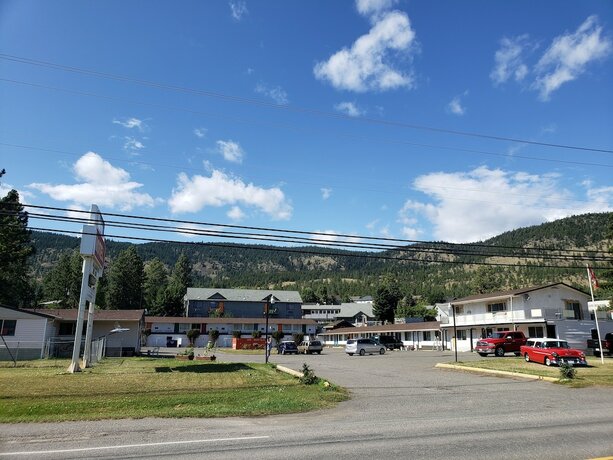 Imagen general del Hotel Sportsman Motel, Merritt. Foto 11