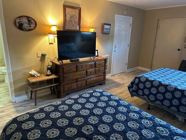 Imagen de la habitación del Hotel Sportsman\'s Lodge. Foto 7