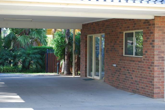 Imagen de los interiores del Hotel Sportsmans Motor Inn, Barooga. Foto 19