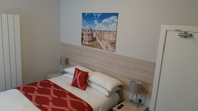 Imagen de la habitación del Hotel Sportsview Guest House. Foto 4