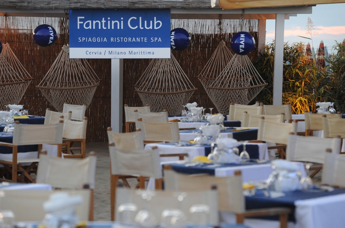 Imagen del bar/restaurante del Hotel Sportur Club. Foto 7