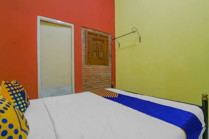 Imagen de la habitación del Hotel Spot ON 90272 Istana Griya 1. Foto 15