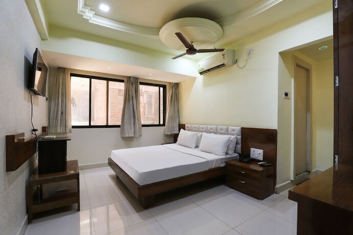 Imagen de la habitación del Hotel Spot On 61734 Janki. Foto 17