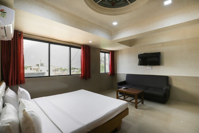 Imagen de la habitación del Hotel Spot On 61734 Janki. Foto 26
