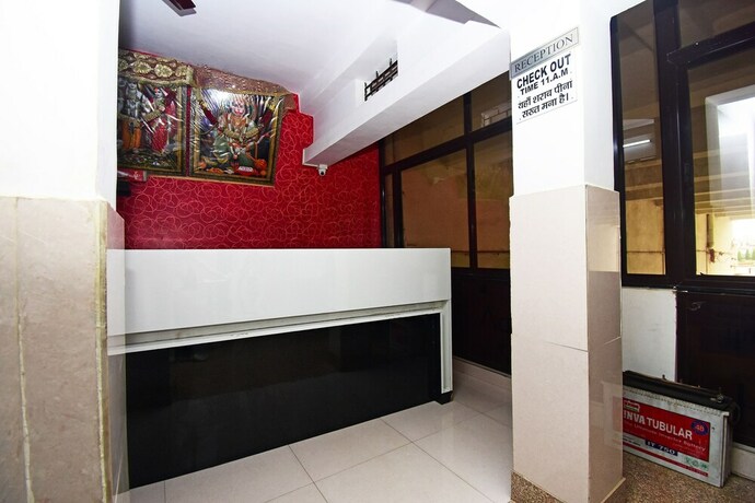 Imagen de los interiores del Hotel Spot On 61734 Janki. Foto 39