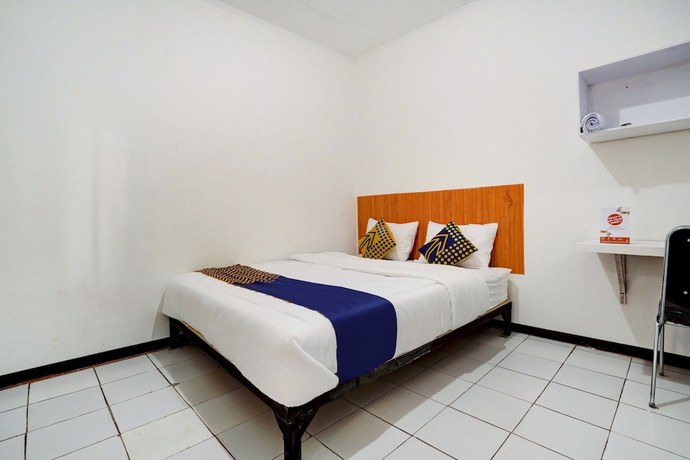 Imagen de la habitación del Hotel Spot On 90200 Pondok Sabaraya Cileunyi Syariah. Foto 15