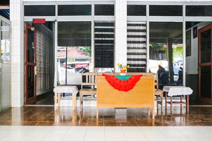 Imagen de los interiores del Hotel Spot On 91212 Kelimutu. Foto 11