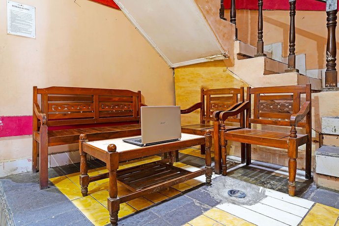 Imagen de los interiores del Hotel Spot On 91367 Rumah Bundo Syariah. Foto 18