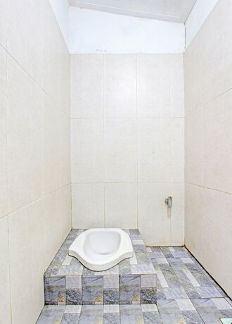 Imagen general del Hotel Spot On 91521 Mayong Guesthouse. Foto 5