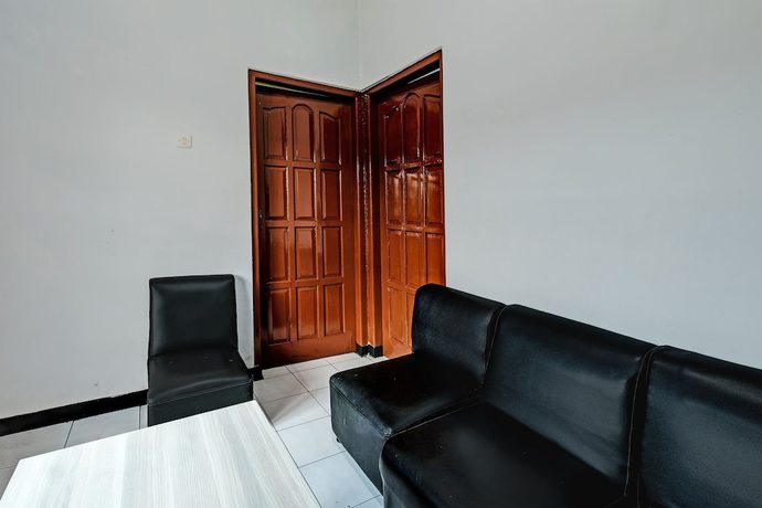 Imagen de los interiores del Hotel Spot On 91715 Citra Dewi 1. Foto 12