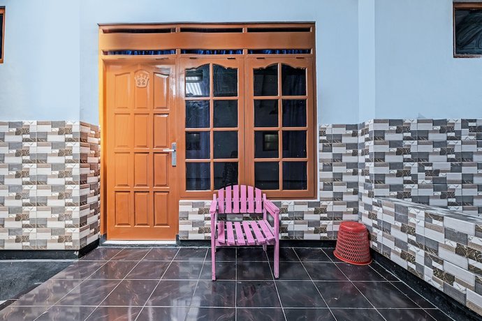 Imagen de los interiores del Hotel Spot On 91715 Citra Dewi 1. Foto 16