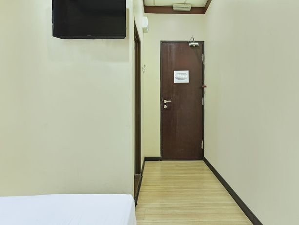 Imagen de la habitación del Hotel Spot On 91723 Sony Homestay Syariah. Foto 1