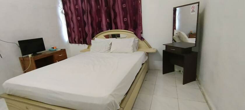 Imagen general del Hotel Spot On 92338 Karin Kost. Foto 15