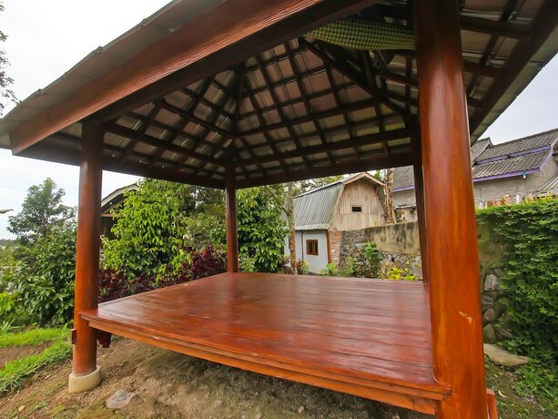 Imagen de los interiores del Hotel Spot On 92462 Awenk Homestay. Foto 24