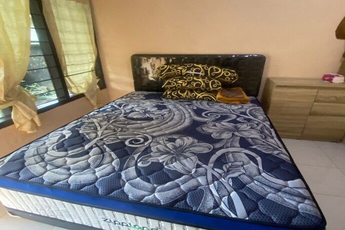 Imagen de la habitación del Hotel Spot On 93441 Gians Homestay. Foto 9