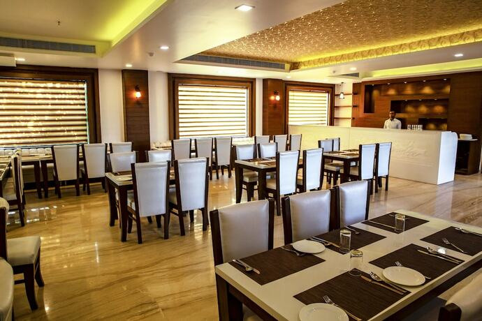 Imagen del bar/restaurante del Hotel Spree Agra. Foto 19