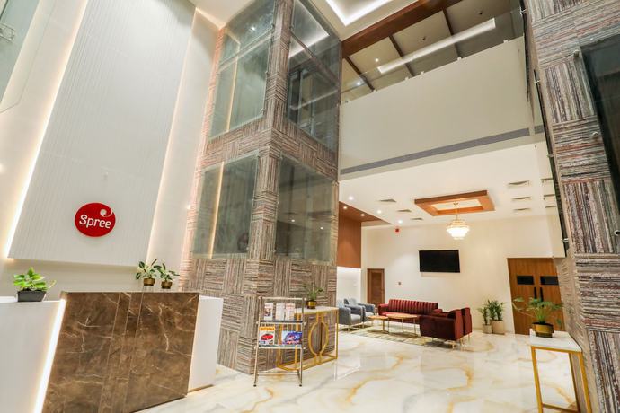 Imagen de los interiores del Hotel Spree Aurangabad. Foto 17