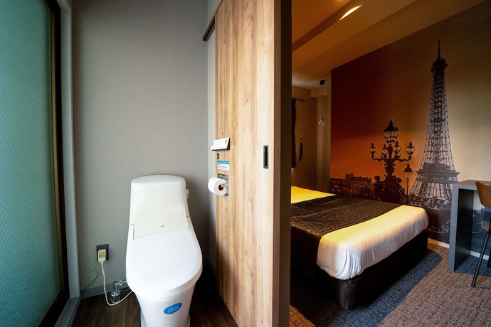 Imagen de la habitación del Hotel S-presso Namba. Foto 3