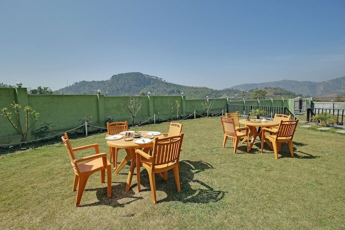 Imagen de los exteriores del Hotel Spring Birds, Bhimtal. Foto 36