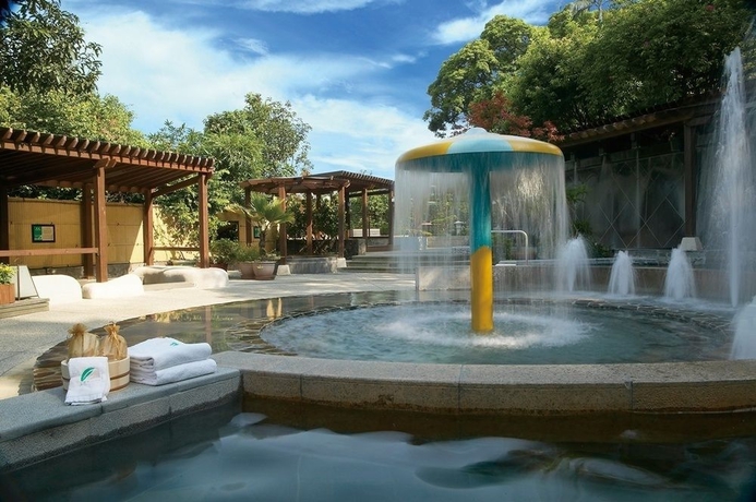 Imagen de la piscina del Hotel Spring City Resort. Foto 9