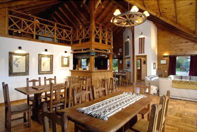 Imagen del bar/restaurante del Hotel Spring Creek Lodge. Foto 4