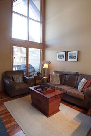 Imagen de la habitación del Hotel Spring Creek Vacations - Rundle Cliffs Lodge. Foto 14