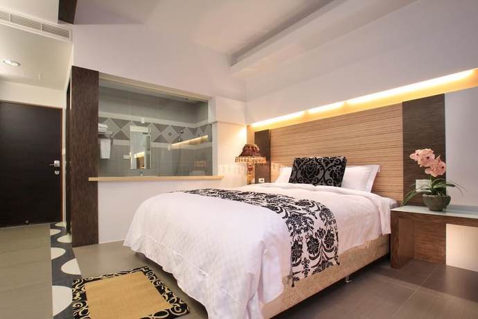 Imagen de la habitación del Hotel Spring Fountain. Foto 9