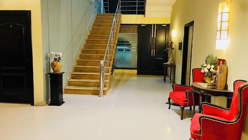 Imagen de los interiores del Hotel Spring Gardens And Farmstay. Foto 15