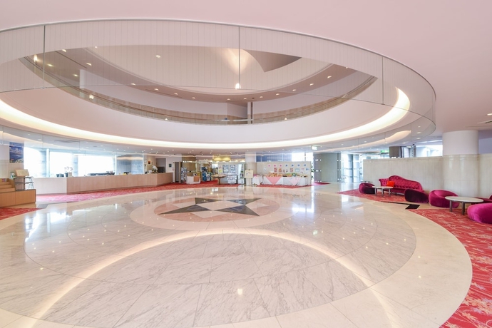 Imagen de los interiores del Hotel Spring Golf and Art Resort Awaji. Foto 18