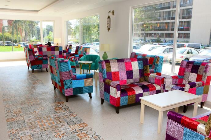 Imagen general del Hotel Spring Holiday Resort. Foto 49