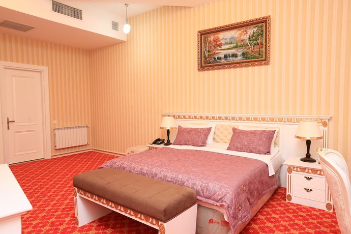 Imagen de la habitación del Hotel Spring Hotel and Spa. Foto 15