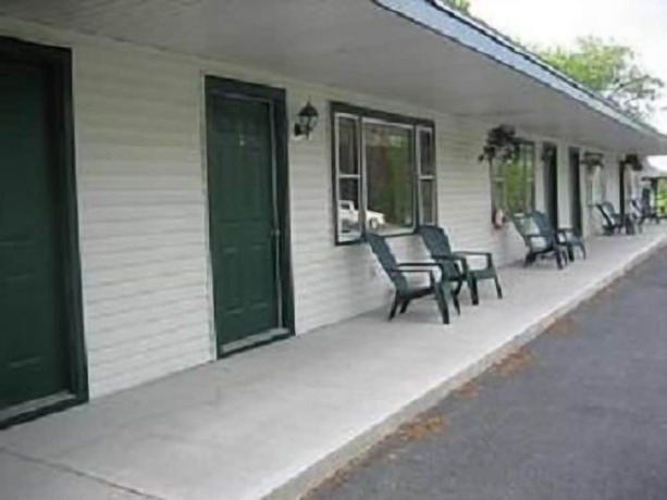 Imagen general del Hotel Spring Motor Inn. Foto 7