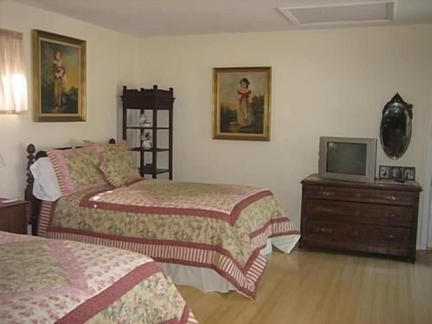 Imagen general del Hotel Spring Motor Inn. Foto 8