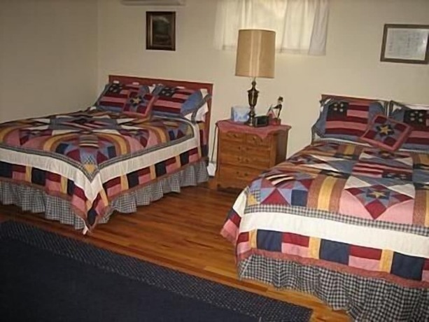 Imagen general del Hotel Spring Motor Inn. Foto 13