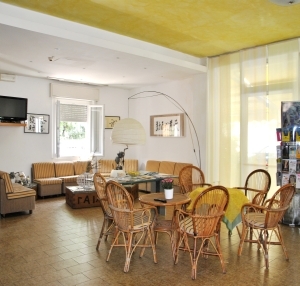 Imagen de los interiores del Hotel Spring, Rimini. Foto 4