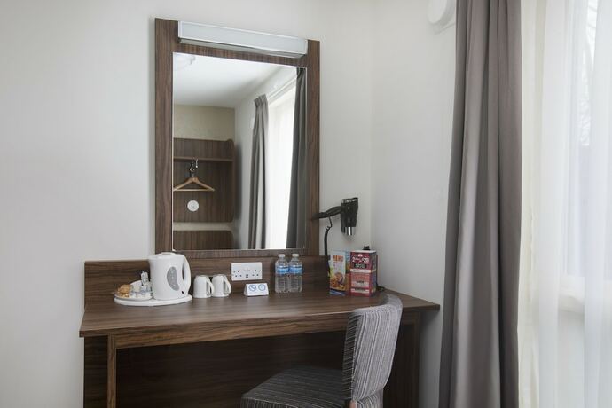 Imagen de la habitación del Hotel Spring River Ebbsfleet By Marston's Inns. Foto 13