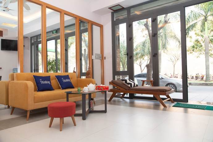 Imagen de los interiores del Hotel Spring, Thuan An. Foto 19