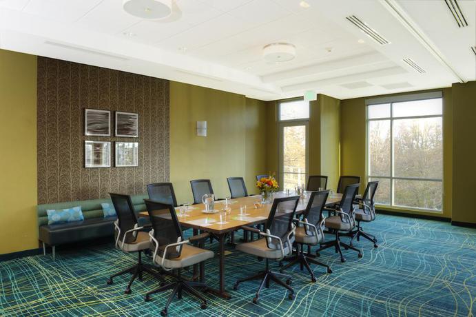 Imagen de los interiores del Hotel SpringHill Suites Bellingham. Foto 8