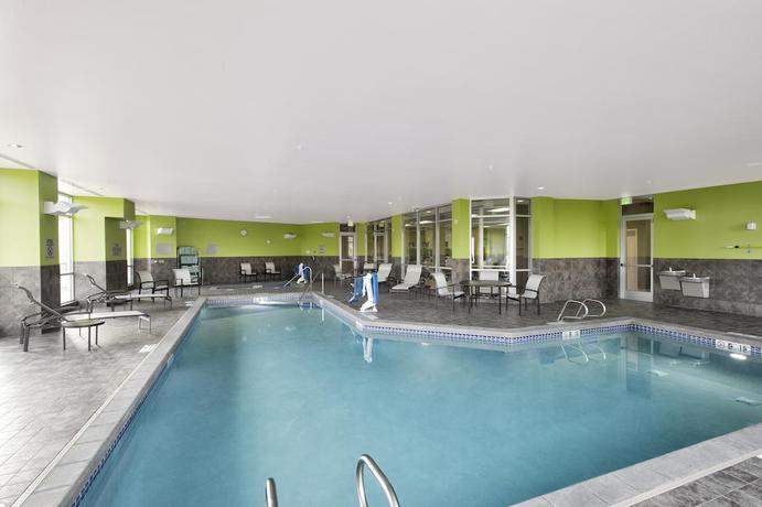 Imagen de la piscina del Hotel SpringHill Suites Bellingham. Foto 11