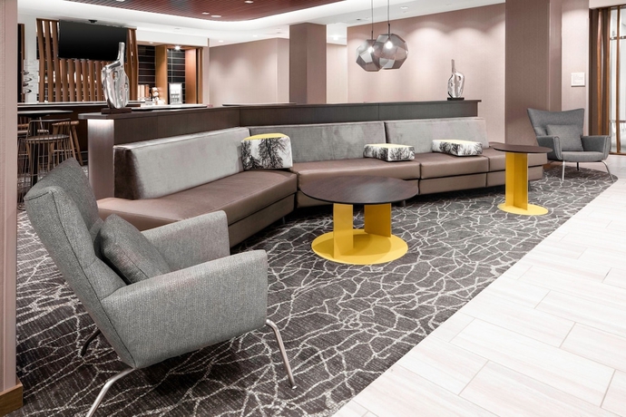 Imagen de los interiores del Hotel SpringHill Suites Charlotte Airport Lake Pointe. Foto 11