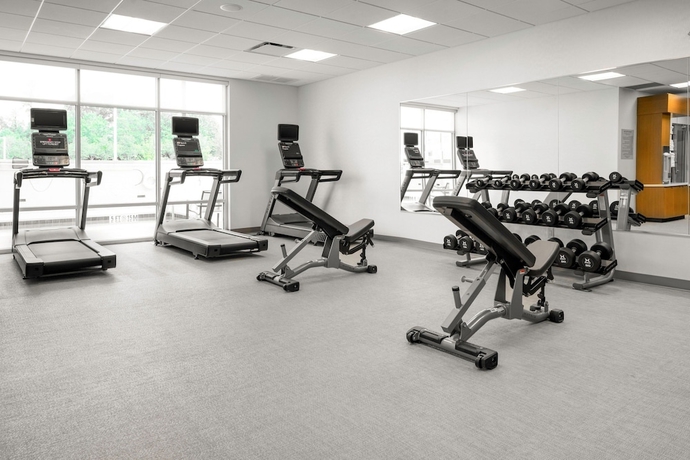 Imagen de los interiores del Hotel SpringHill Suites Charlotte Airport Lake Pointe. Foto 12
