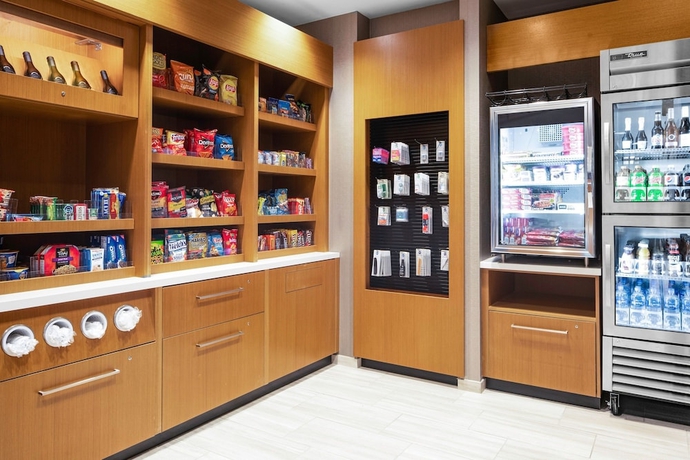 Imagen de los interiores del Hotel SpringHill Suites Charlotte Airport Lake Pointe. Foto 16