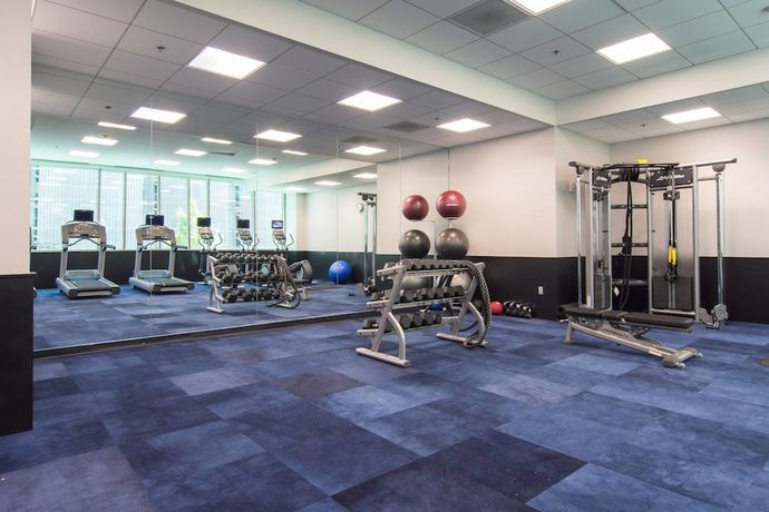 Imagen de los interiores del Hotel SpringHill Suites Charlotte City Center. Foto 11