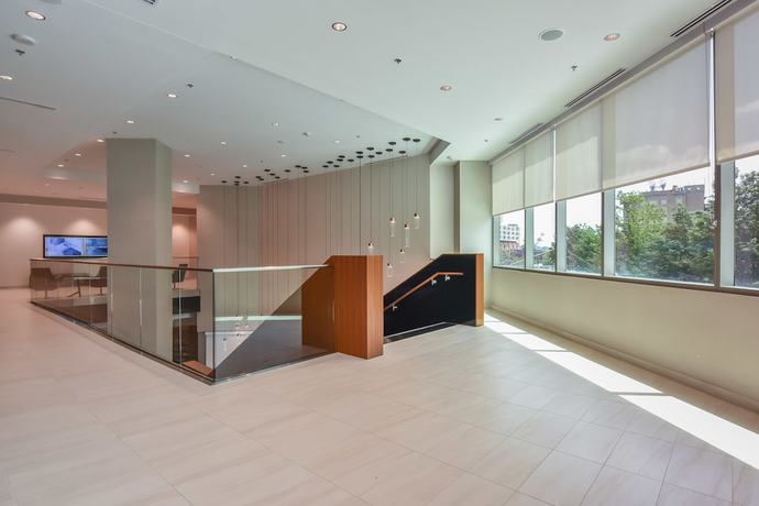 Imagen de los interiores del Hotel SpringHill Suites Charlotte City Center. Foto 12
